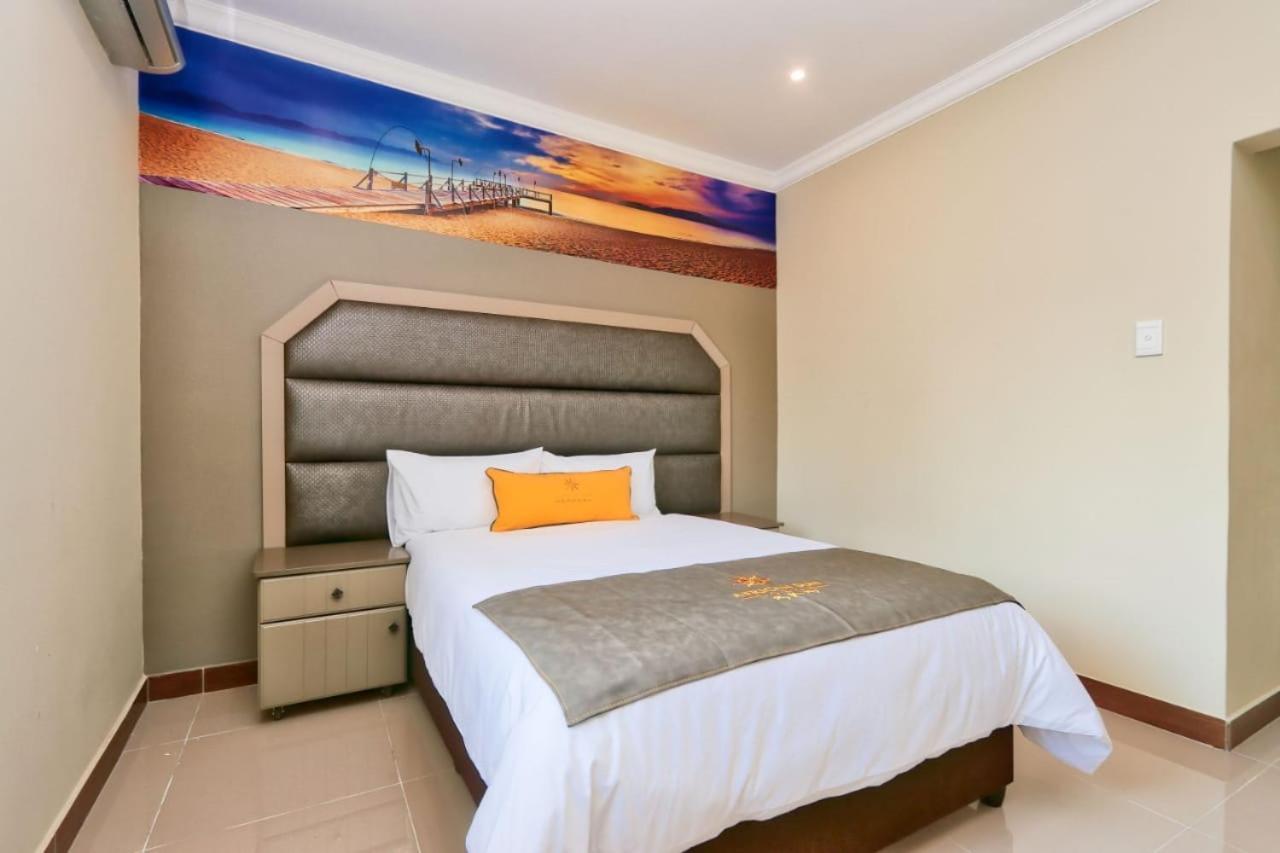 דורבן African Sun Lodge מראה חיצוני תמונה